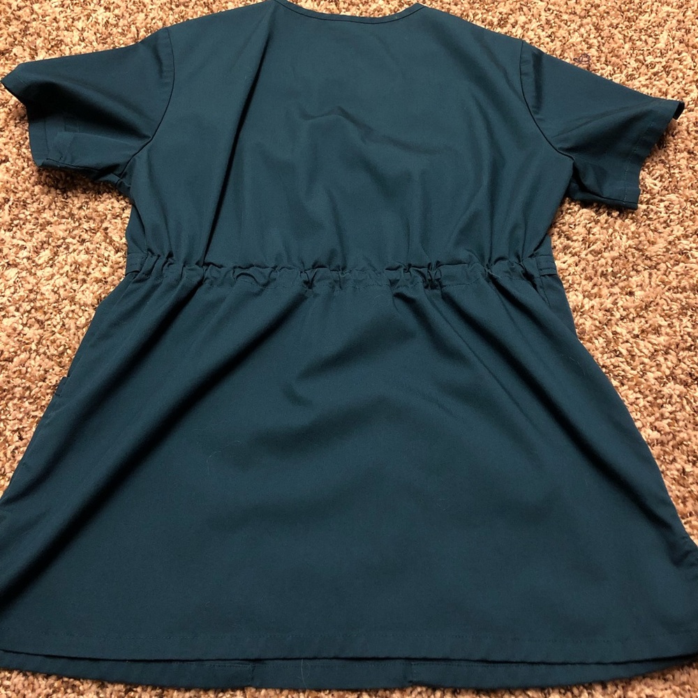 Scrub top - Picture 3 of 3